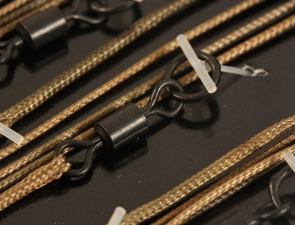 Leadcore monté Korda avec émerillon à anneau